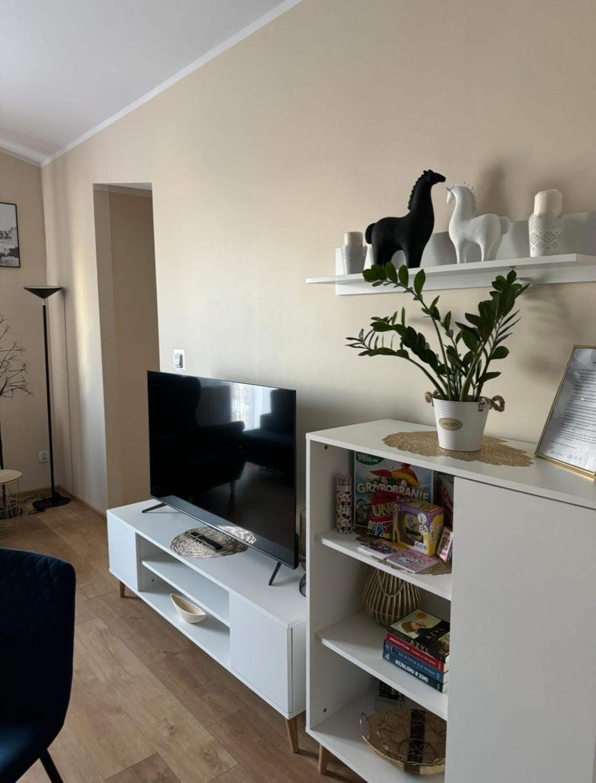Dawna Mleczarnia Familijny Apartment *